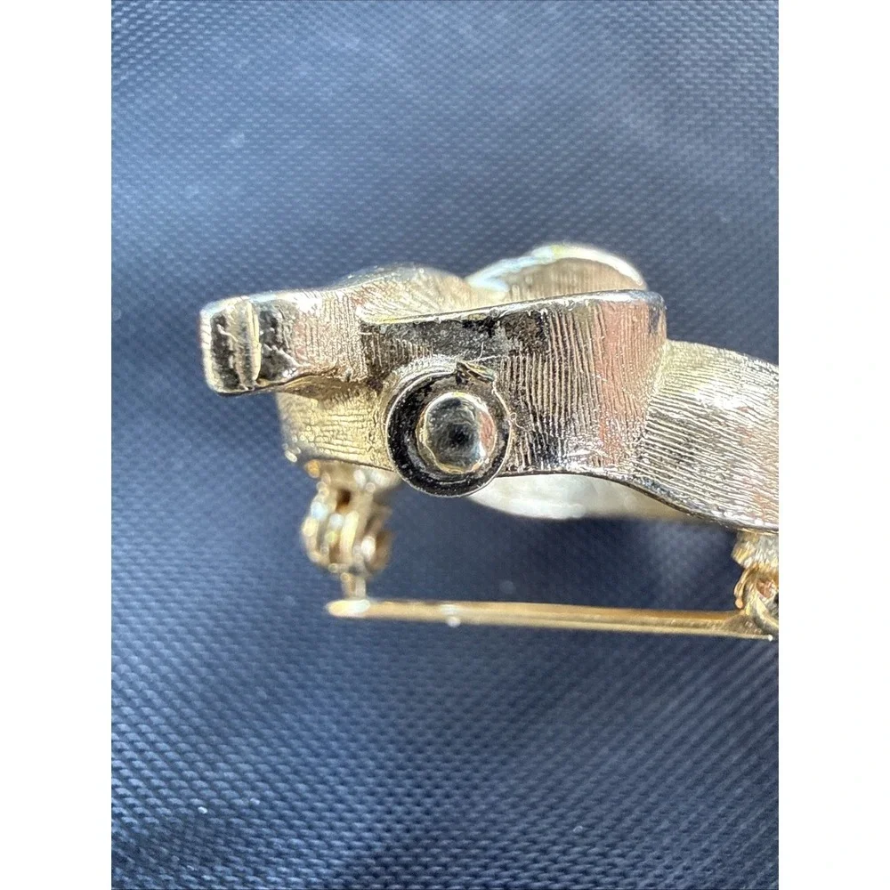 Sarah Coventry Signed Owl Brooch Gold Tone With Red Eyes No Glasses Approx 1.25